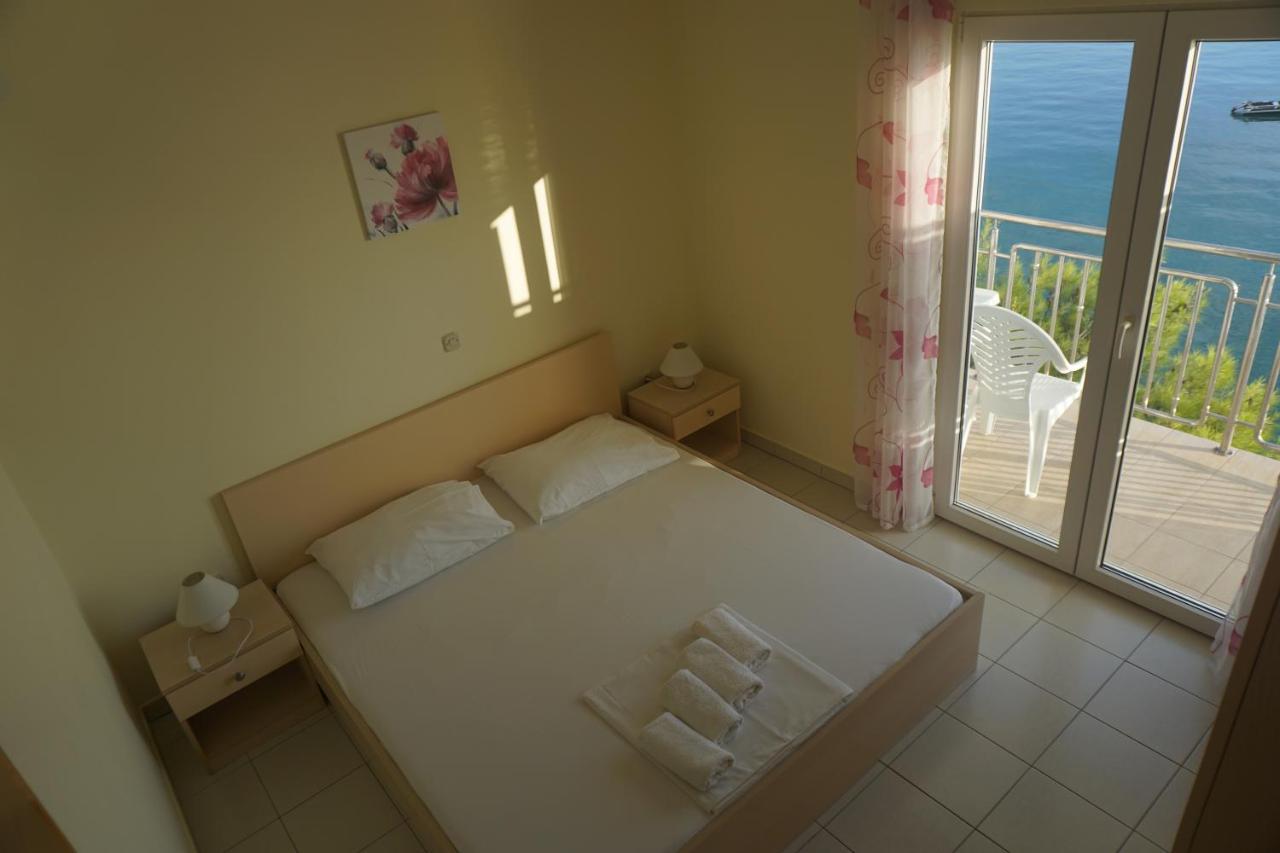 Apartments And Rooms Kod Mate Tribanj-Kruscica Exterior foto