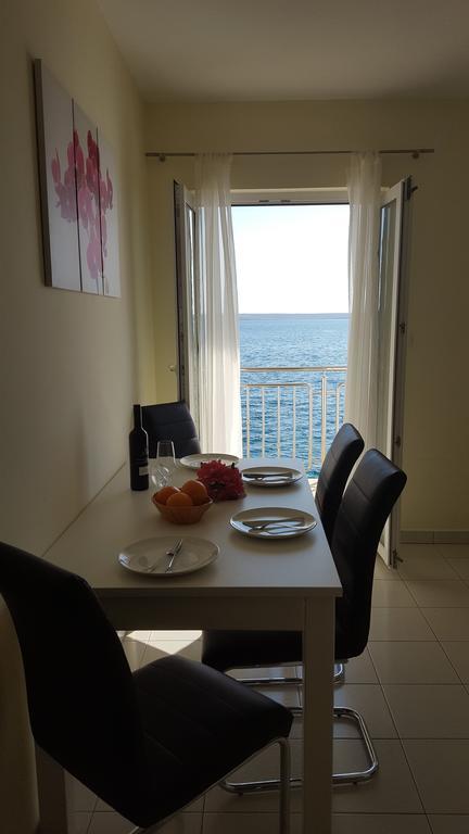 Apartments And Rooms Kod Mate Tribanj-Kruscica Exterior foto