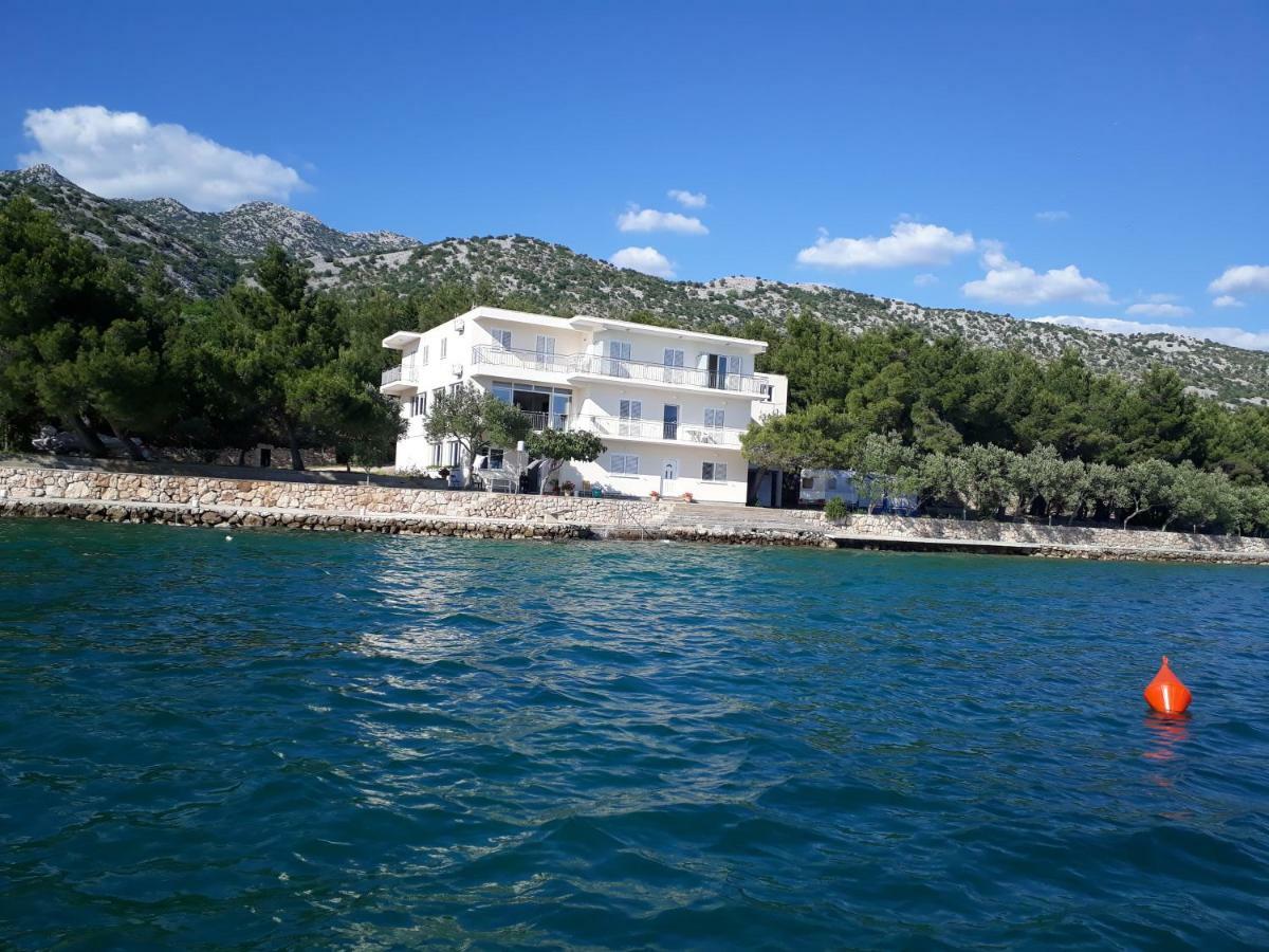 Apartments And Rooms Kod Mate Tribanj-Kruscica Exterior foto